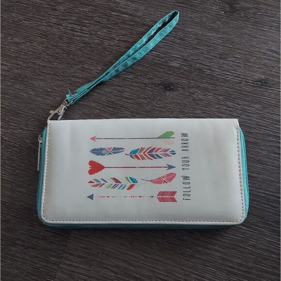 Handbags - "Follow your arrow" White Blue Wristlet Wallet